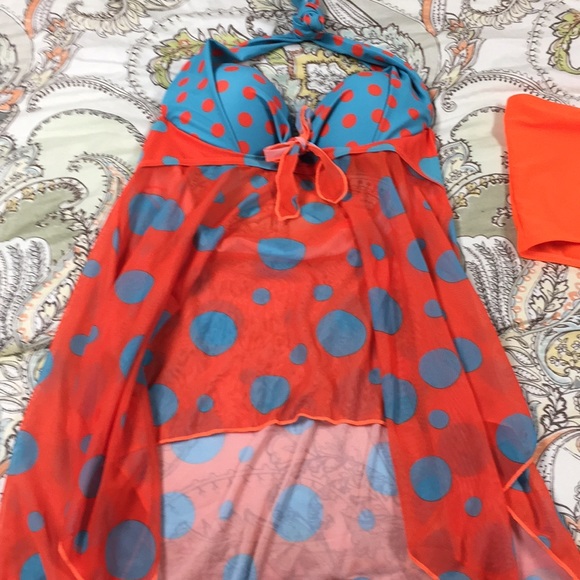 Bathing suit - Picture 4 of 4